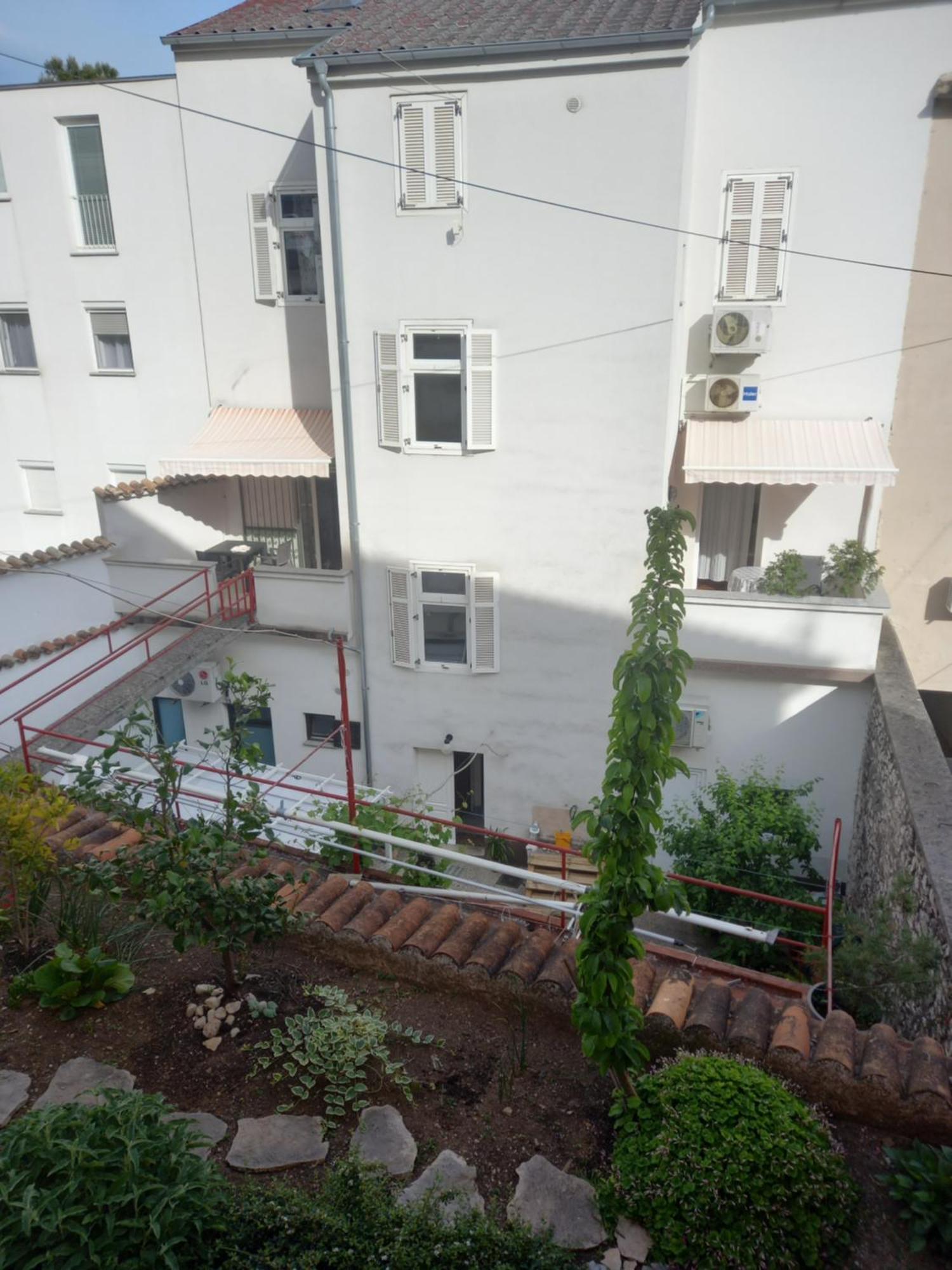 Apartmani Iris I Ana Crikvenica Ngoại thất bức ảnh